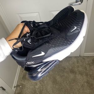 Nike Air 270